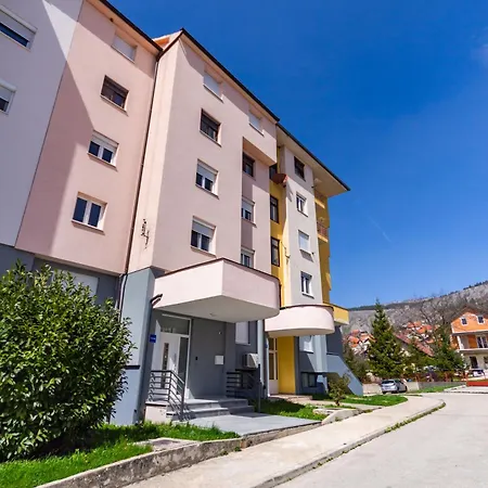 Lägenhet Krzelj B3 Livno